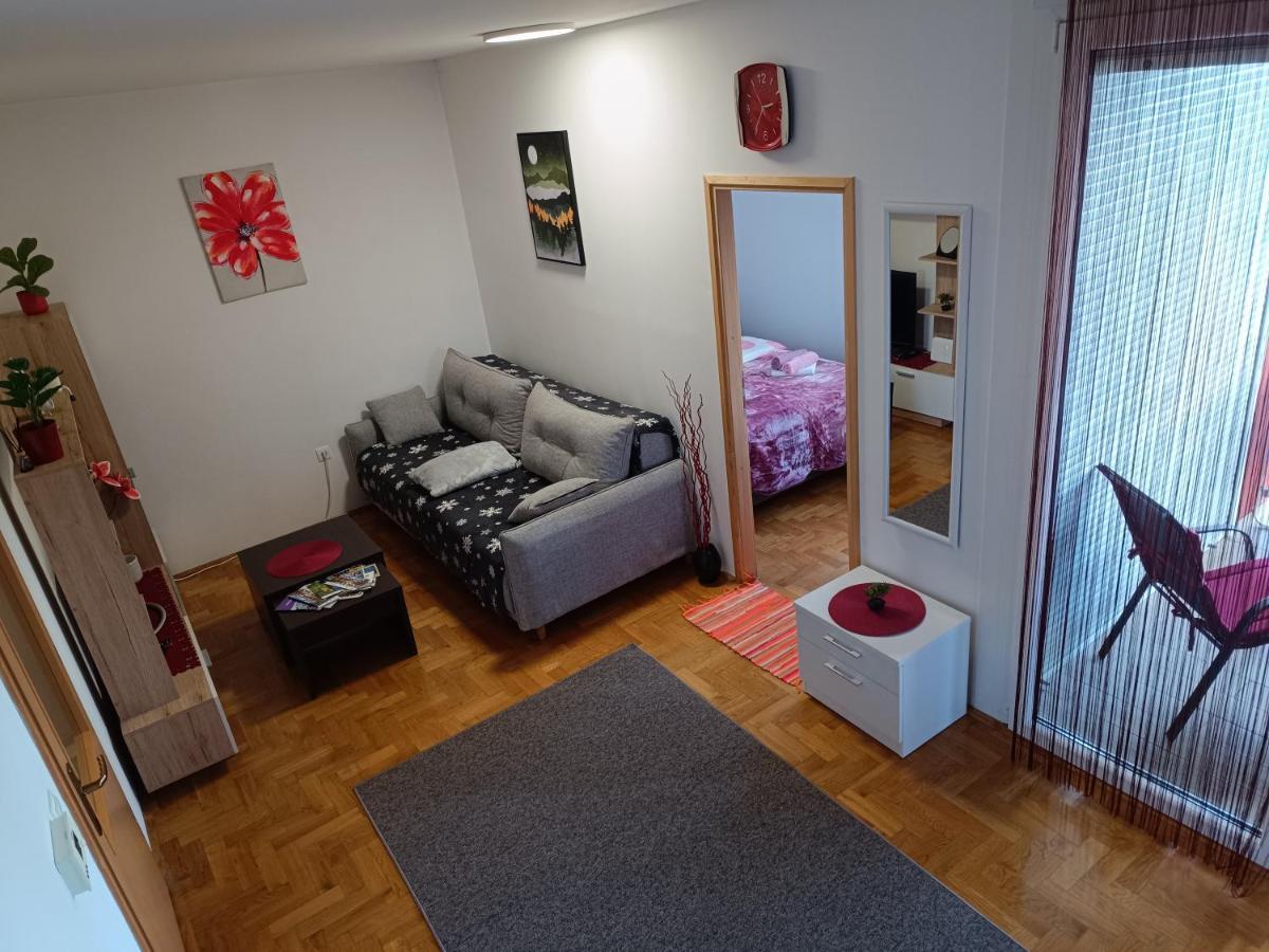 Apartman Ante Gospić Екстериор снимка